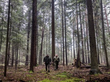 Patrol Strażników Przedborskiego Parku Krajobrazowego z Państwową Strażą Łowiecką, 